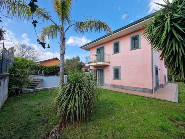 Villa in vendita a Mascalucia