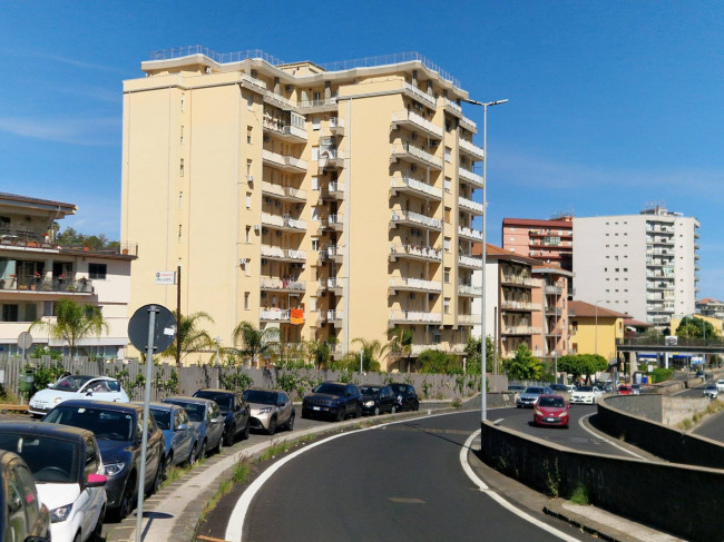 Attico con Terrazzo in vendita a Gravina di Catania