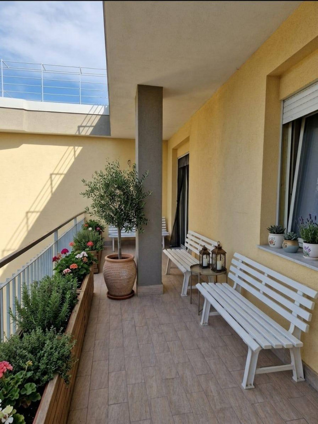 Attico con Terrazzo in vendita a Gravina di Catania