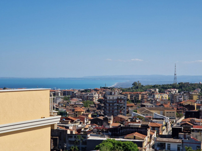 Attico con Terrazzo in vendita a Gravina di Catania