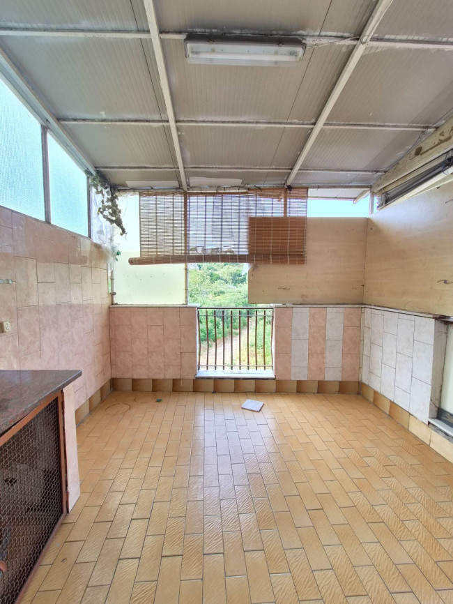 Trilocale con terrazzino in vendita a Catania