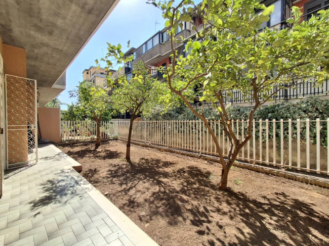 Appartamento con Giardino in vendita a Catania