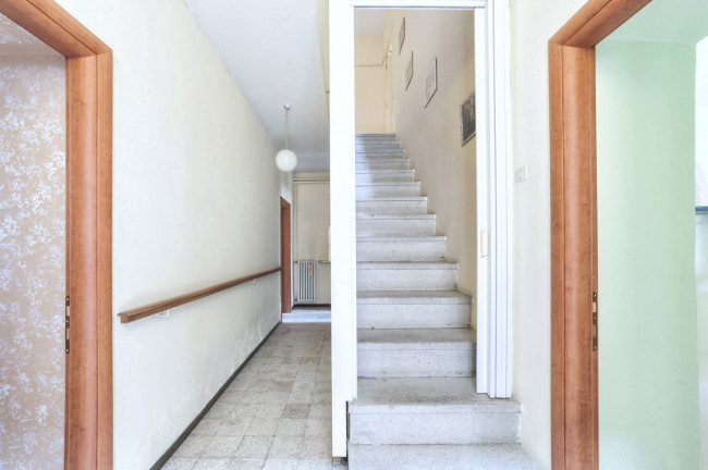 Casa semindipendente in vendita a Lama dei Peligni