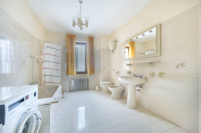 Casa semindipendente in vendita a Lama dei Peligni