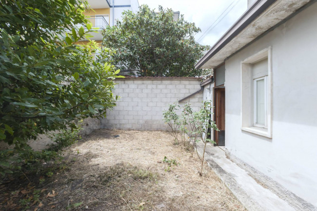 Casa semindipendente in vendita a Lama dei Peligni
