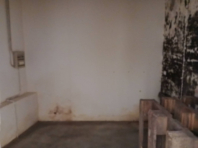 Magazzino in vendita a Pescara