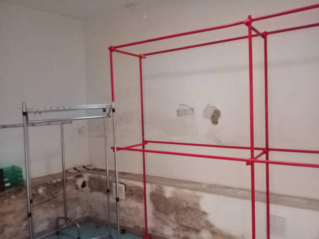 Magazzino in vendita a Pescara