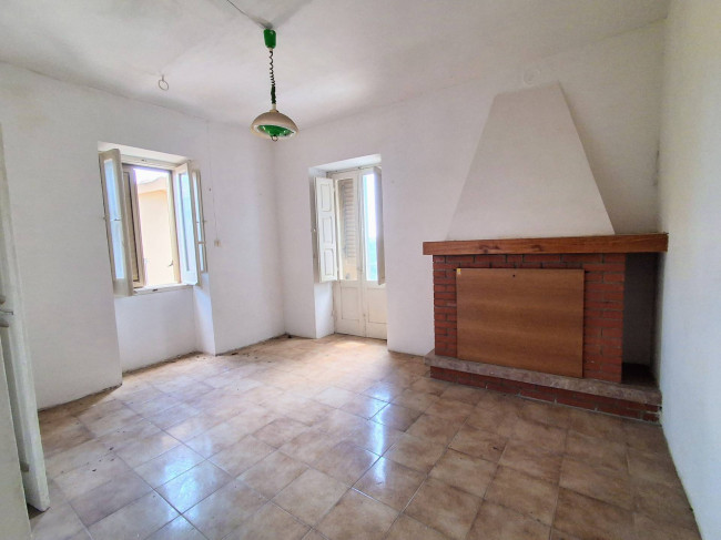 Casa semindipendente in vendita a Ari