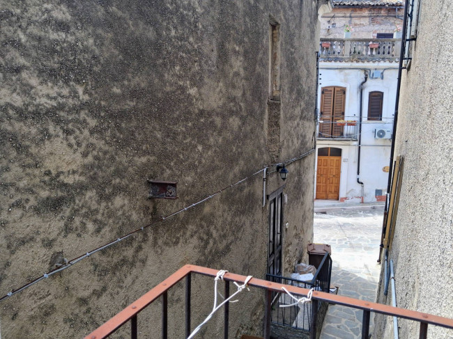 Casa semindipendente in vendita a Ari