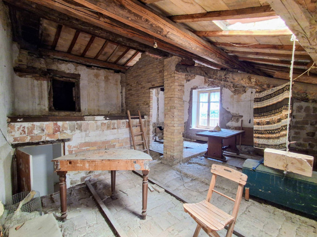Casa semindipendente in vendita a Ari