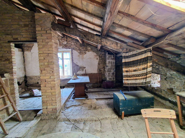 Casa semindipendente in vendita a Ari