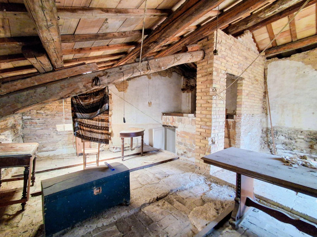 Casa semindipendente in vendita a Ari