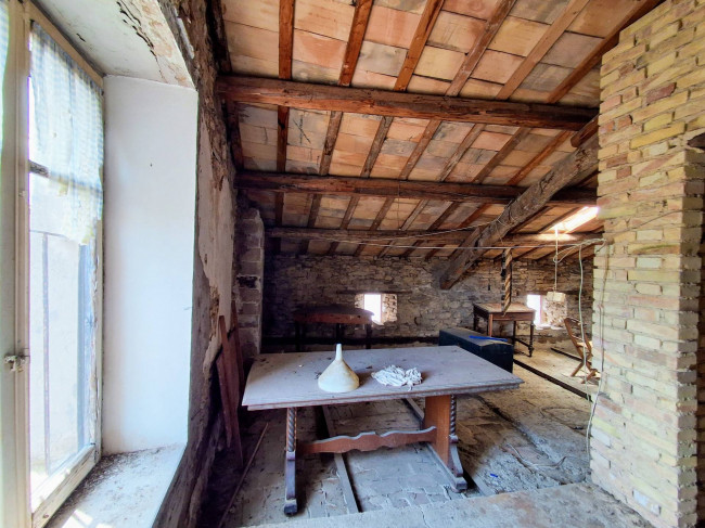 Casa semindipendente in vendita a Ari