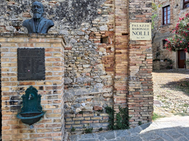 Casa semindipendente in vendita a Ari