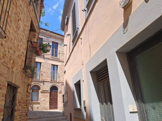 Appartamento in vendita a Collecorvino