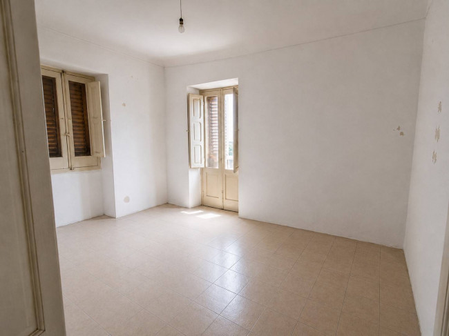 Casa semindipendente in vendita a Ari