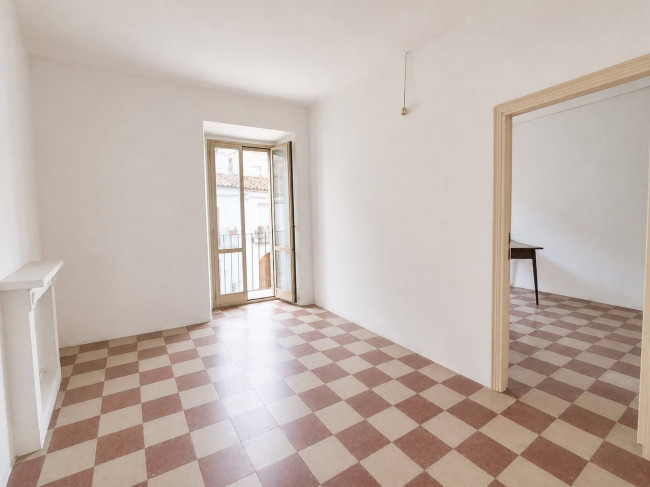 Casa semindipendente in vendita a Ari