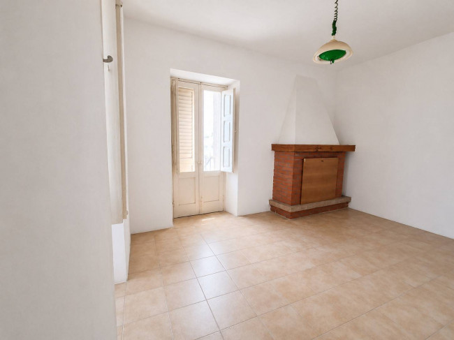 Casa semindipendente in vendita a Ari