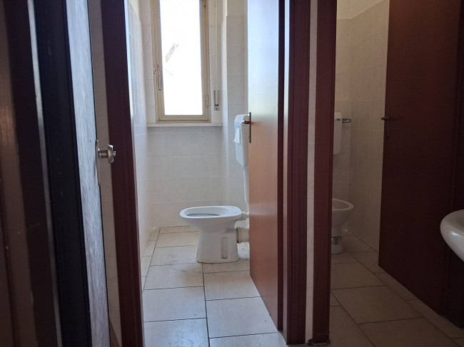 Locale commerciale in vendita a Chieti
