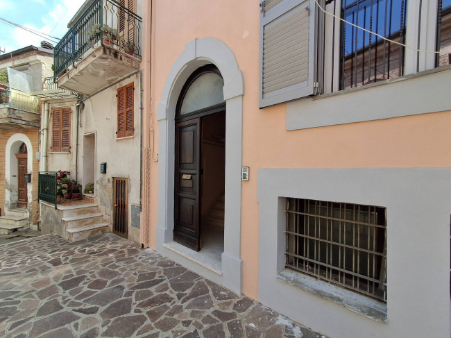 Appartamento in vendita a Collecorvino