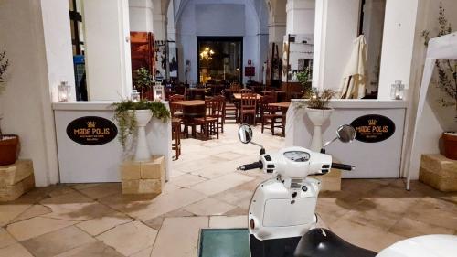 Locale commerciale in vendita a Gallipoli