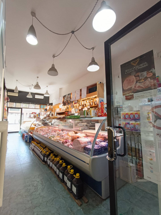 Attività commerciale in vendita a Gallipoli