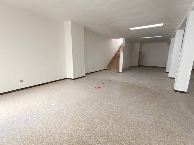 Attività commerciale in vendita a Gallipoli