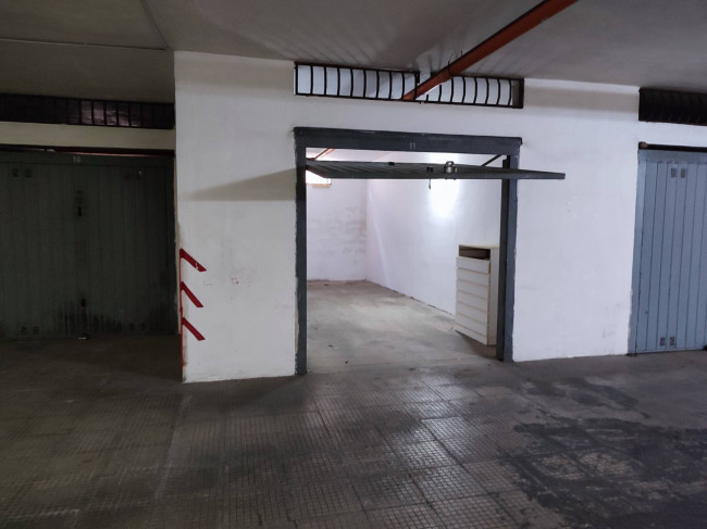 Box o garage in vendita a Gallipoli