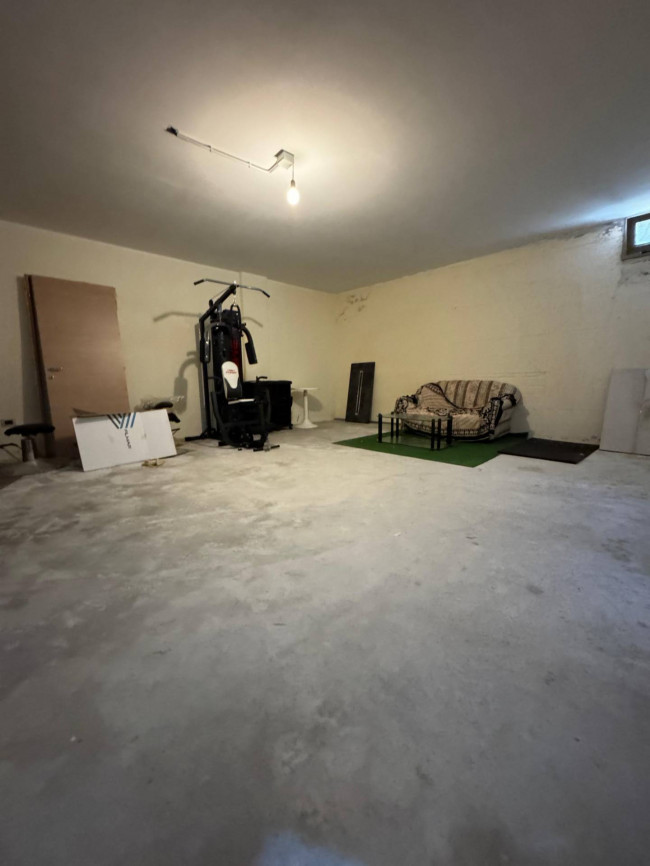 Attività commerciale in vendita a Alezio