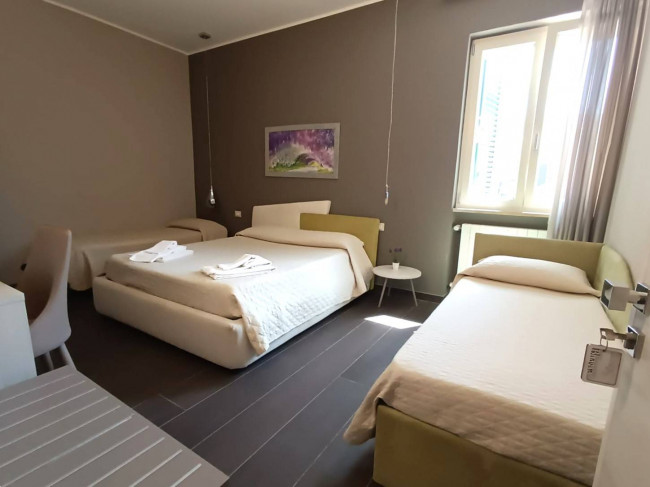 Attività commerciale in vendita a Gallipoli