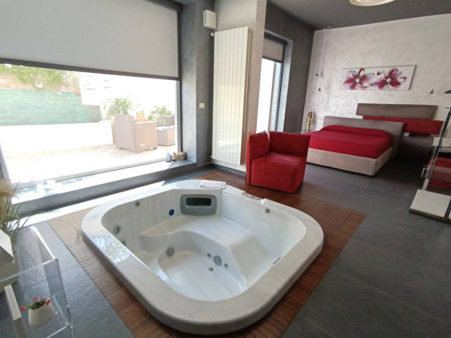 Attività commerciale in vendita a Gallipoli