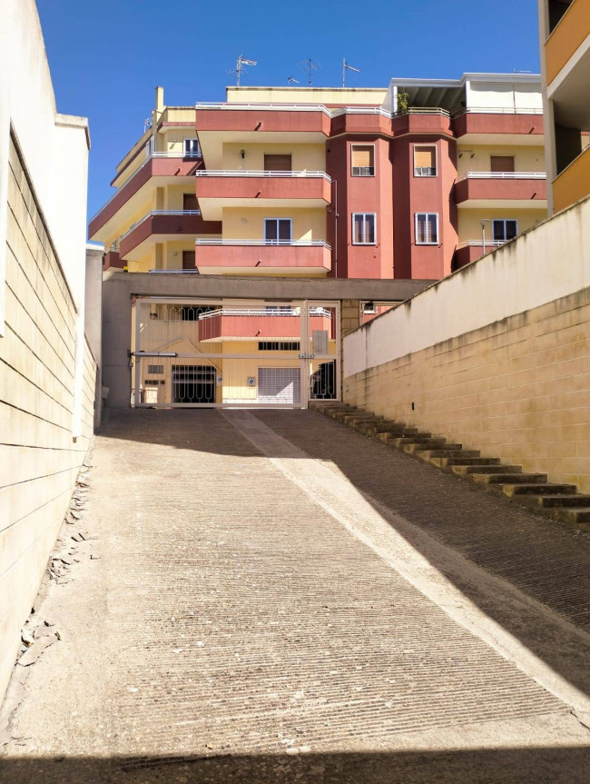 Box o garage in vendita a Gallipoli