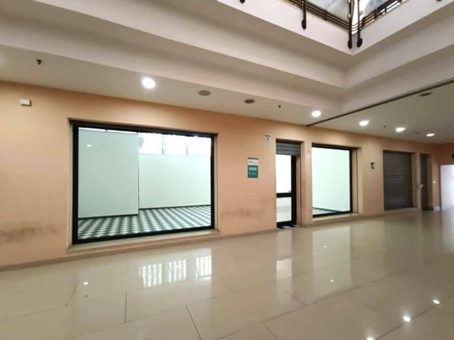 Locale commerciale in vendita a Gallipoli