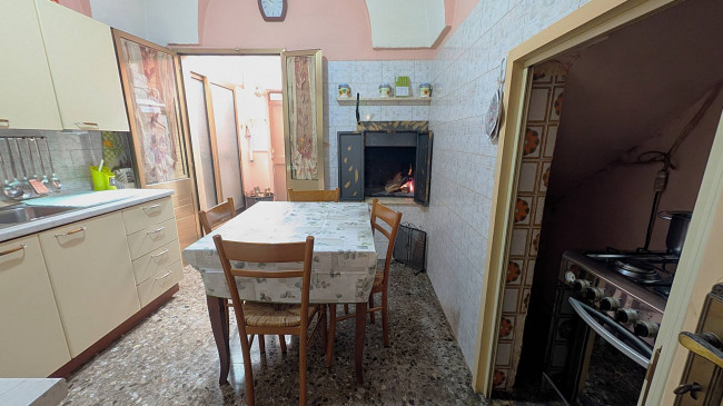 Single House for sale in Sannicola