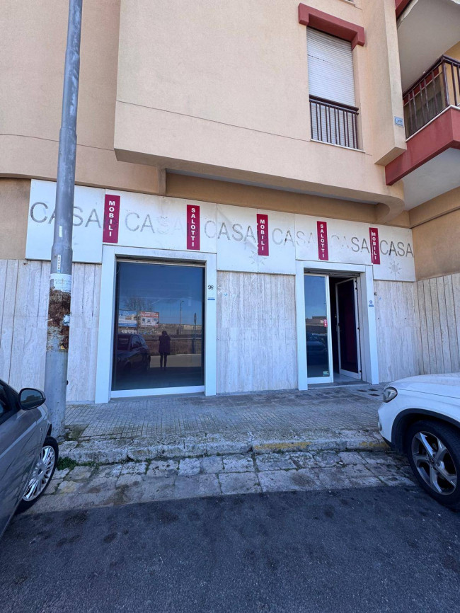 Locale commerciale in vendita a Gallipoli