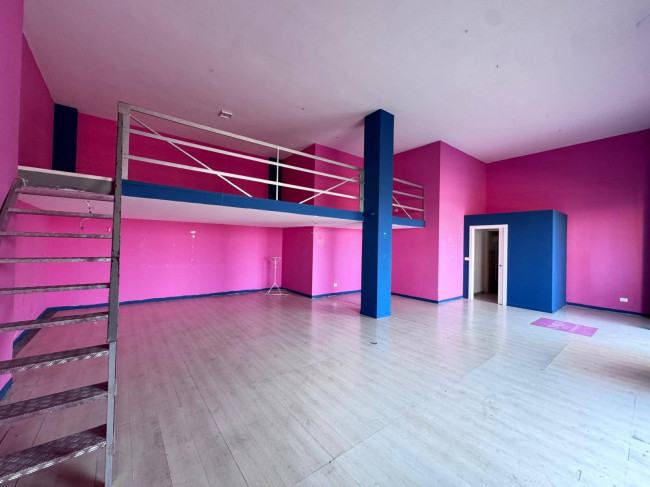 Locale commerciale in vendita a Gallipoli