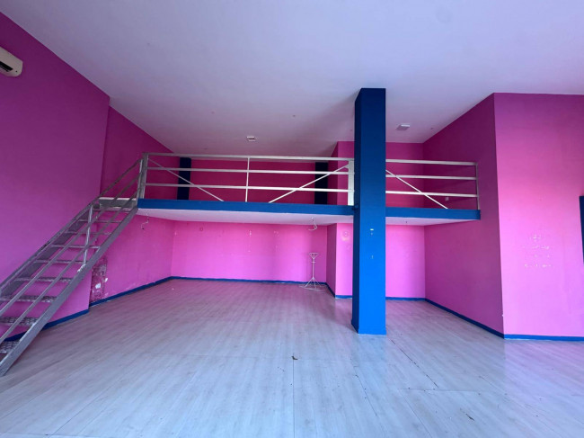 Locale commerciale in vendita a Gallipoli