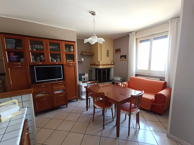 Appartamento in vendita a Parabita