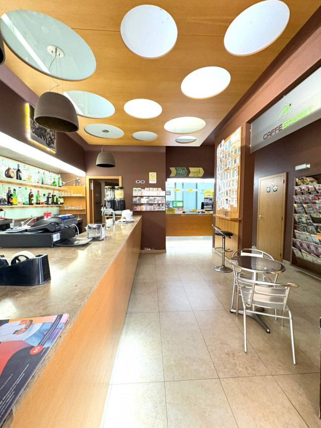 Attività commerciale in vendita a Galatina