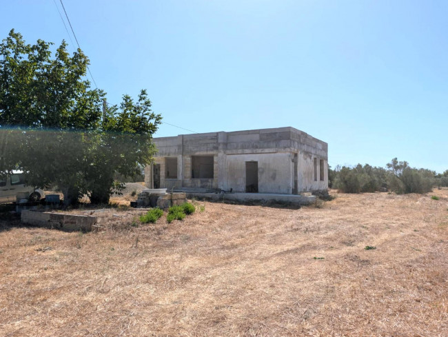 Rustico in vendita a Parabita