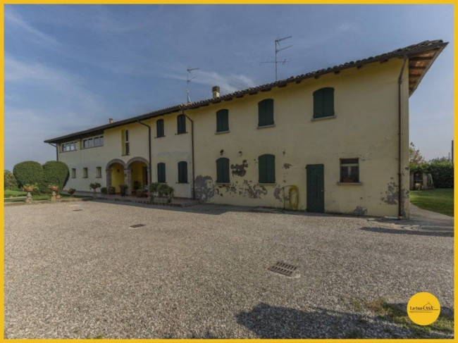 Villa in vendita a Budrio