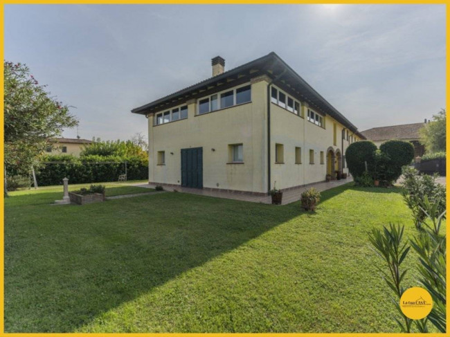 Villa in vendita a Budrio