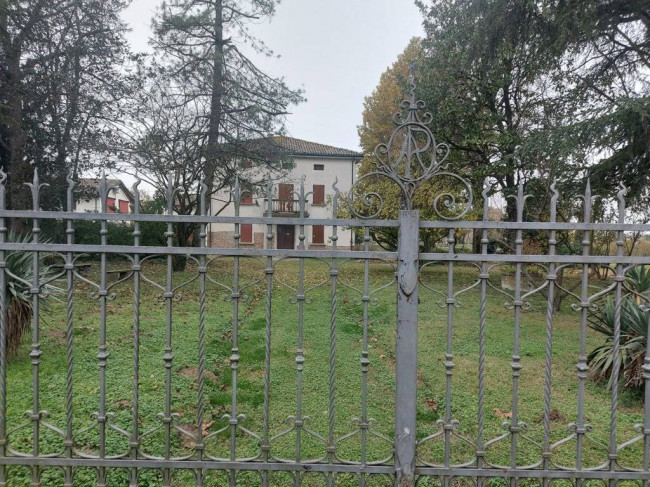 Villa in vendita a Molinella