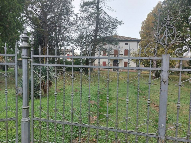 Villa in vendita a Molinella