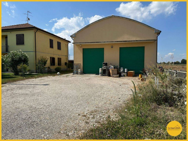 Capannone in vendita a Molinella