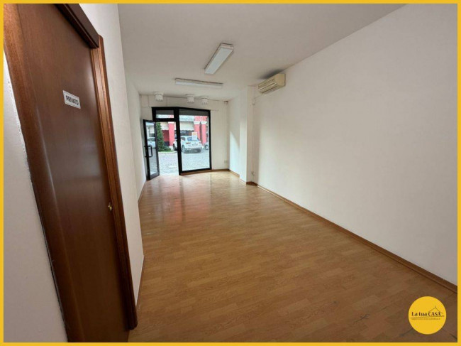 Locale commerciale in affitto a Molinella