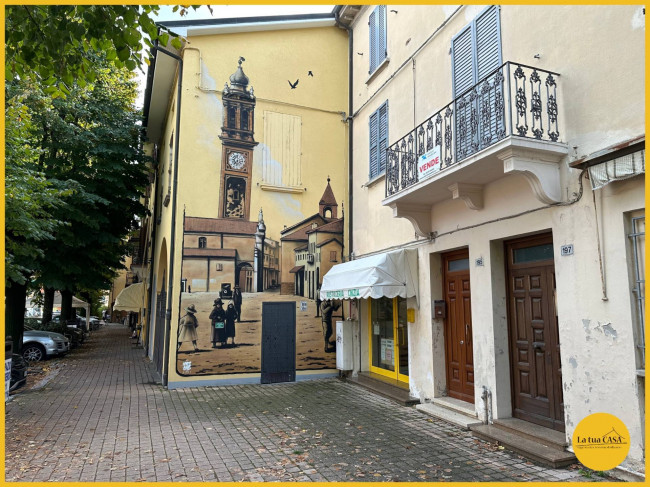 Locale commerciale in vendita a Molinella