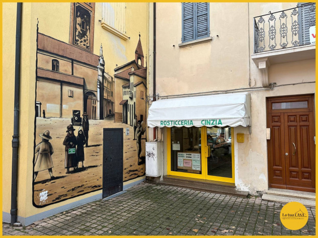 Locale commerciale in vendita a Molinella