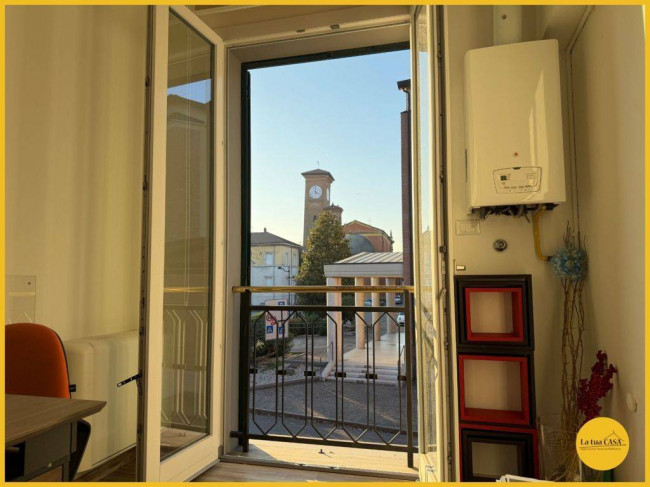 Locale commerciale in affitto a Molinella