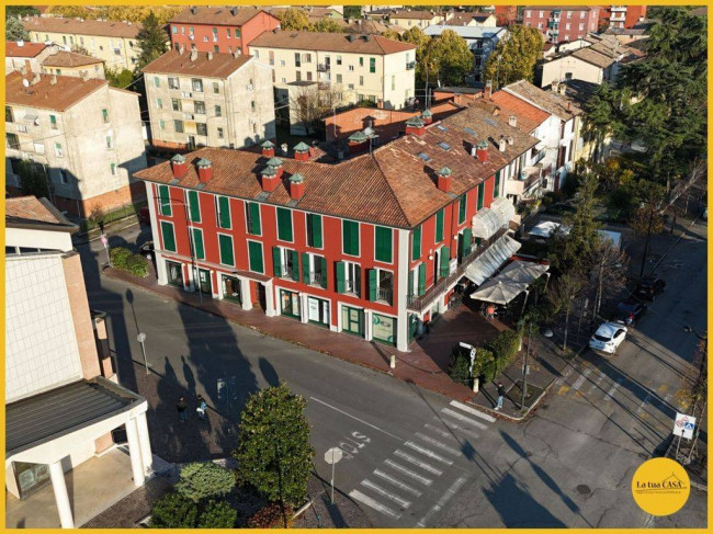 Locale commerciale in affitto a Molinella